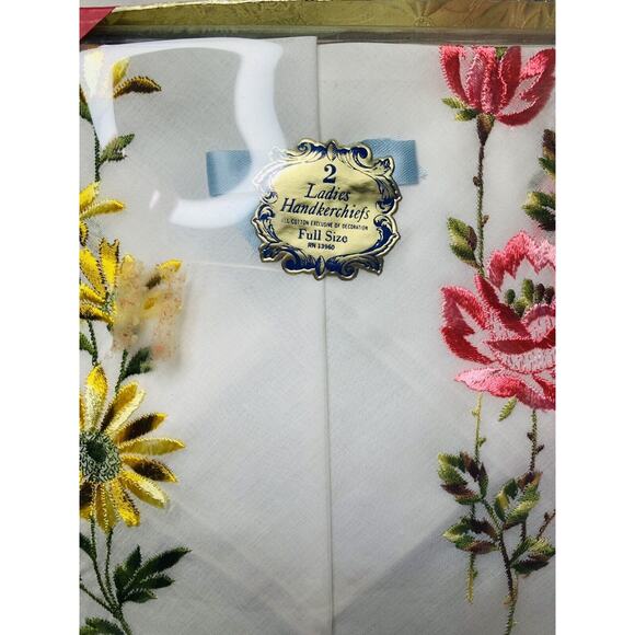 Vintage Handkerchief Lot Four Floral Pink Yellow White Cotton Ladies Switzerland - Picture 2 of 7